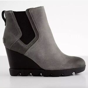 SOREL Joan Uptown™ Waterproof Leather Chelsea Boot in Quarry Size 9